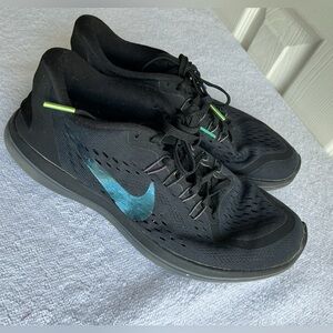 Nike Black and Blue Women's Shoes Sz 7.5